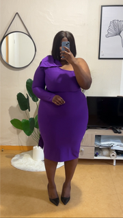 ROBE À MANCHES LONGUES
AVEC BANDAGE UNILATÉRAL (HERVÉ LÉGER)