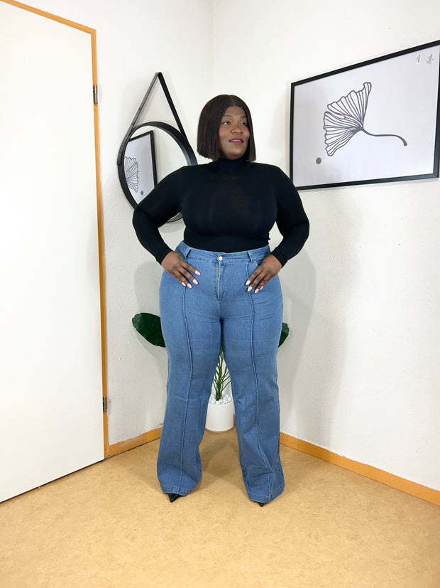 JEANS SCULPTÉS COURBES
COUTURE PLUS