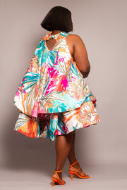 Robe volantée sans manche à col nu de grande taille